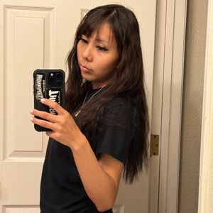 Meet your Posher, Skylar